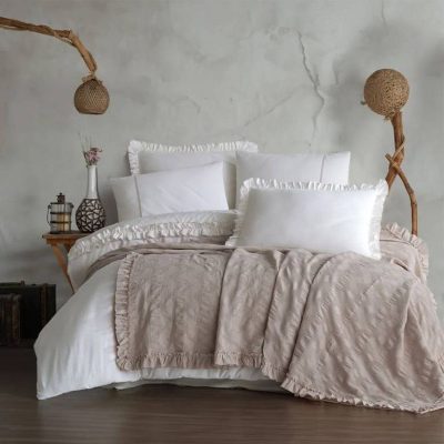 کاور اوزدلیک Ruffle